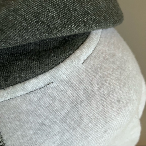 Women’s Riverdale South Side Serpents Sweatshirt Raglan Hoodie Pullover Medium M - Picture 5 of 14